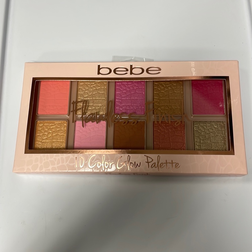 Bebe flawless finish glow palette